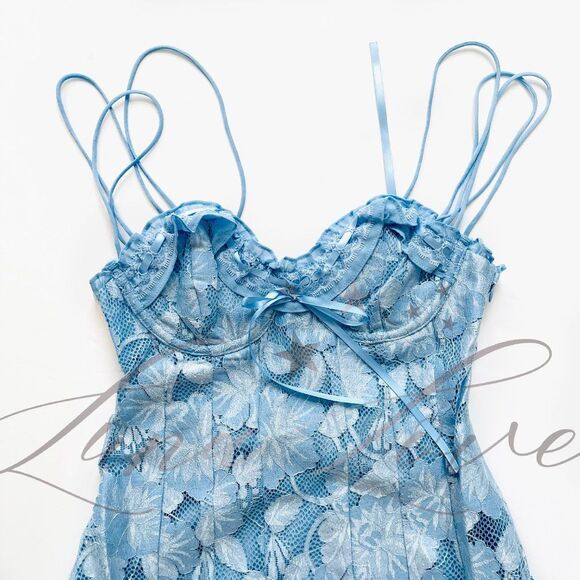 FOR LOVE & LEMONS Kate Mini Floral Dress in Blue NWT - Picture 4 of 10